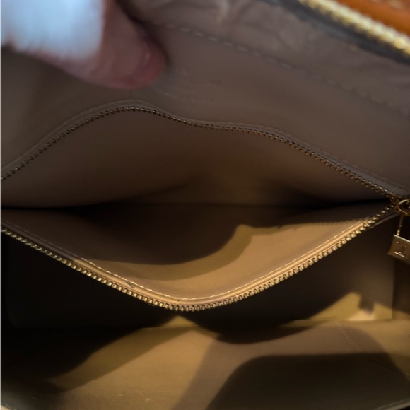 Authentic Louis Vuitton Monogram Vernis Houston Tote Bag - Yellow/Mango - Picture 11 of 13